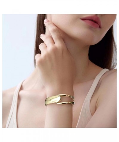 Gold Cuff Bangle Bracelets for Women 18K Gold Plated Wide Wire Chunky Cuff Bracelets Hammered Irregular Wrist Cuff Wrap Brace...