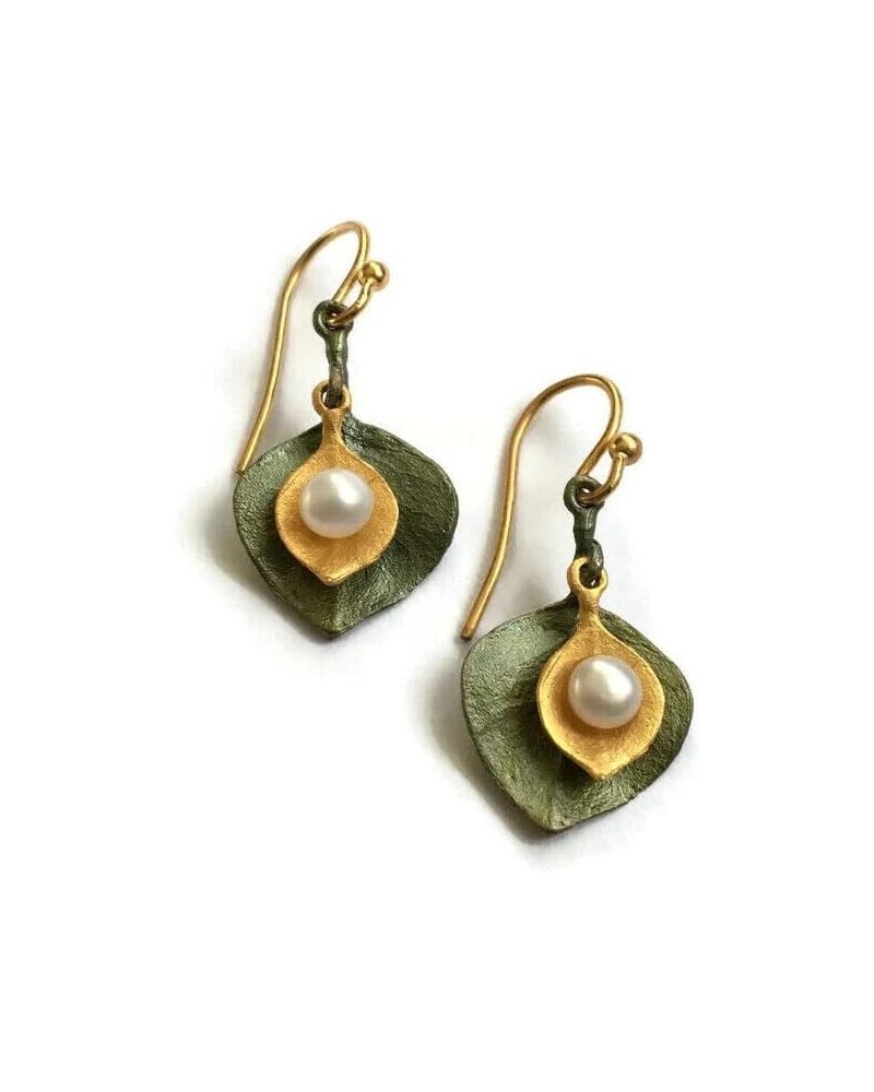 Round Leaf Eucalyptus Earrings 3594 $42.30 Earrings